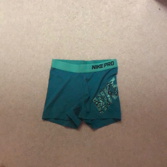 nike pro - Picture 1 of 1